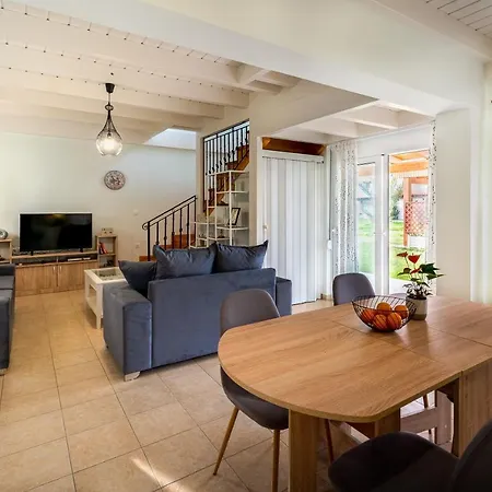 Christalia Вилла Колимбия