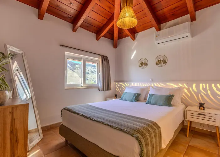 Christalia * Kolymbia